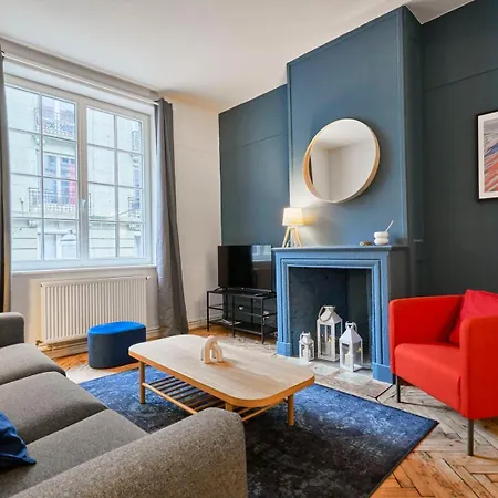 3 Bedroom Apartment, Close To Amenities Lille