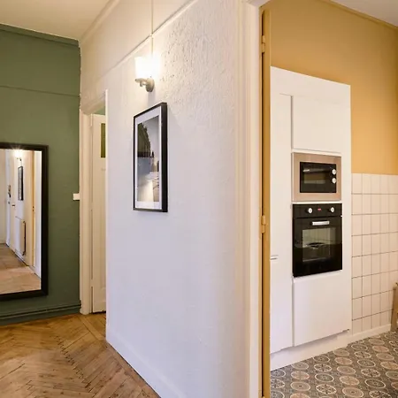 Apartament 3 Bedroom Apartment, Close To Amenities Lille