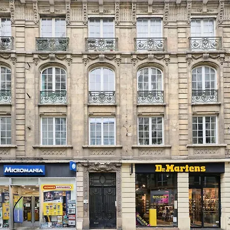 Appartement 3 Bedroom Apartment, Close To Amenities