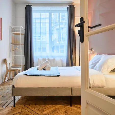 3 Bedroom Apartment, Close To Amenities * Lille